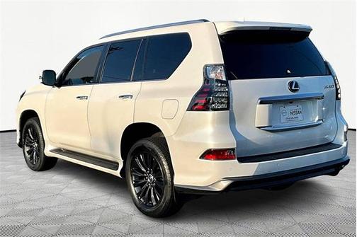 2023 Lexus GX 460 Base