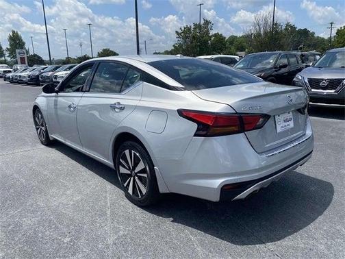 2022 Nissan Altima 2.5 SL