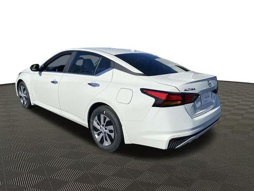 2025 Nissan Altima S