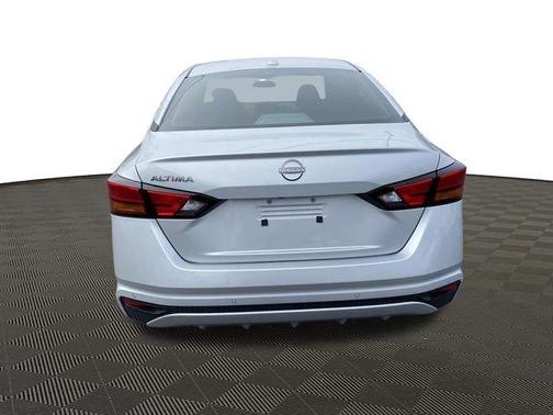 2025 Nissan Altima S