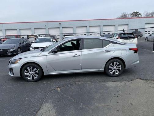 2025 Nissan Altima S