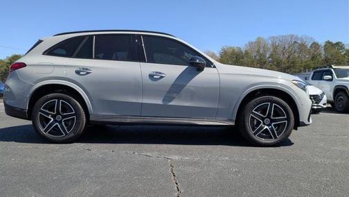 2026 Mercedes-Benz GLC 300 Base