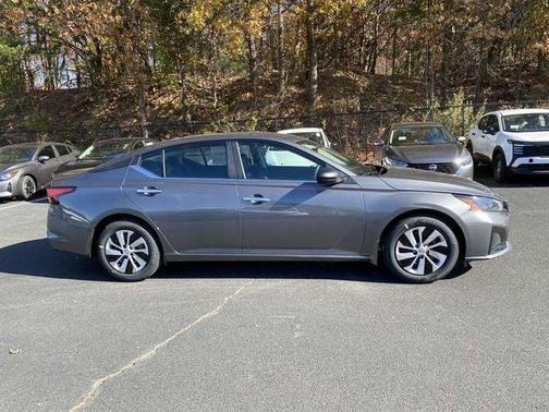2025 Nissan Altima S