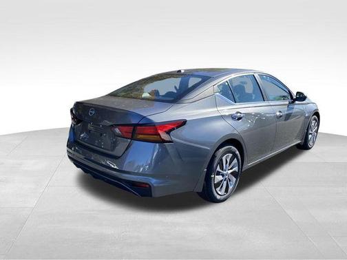 2025 Nissan Altima S
