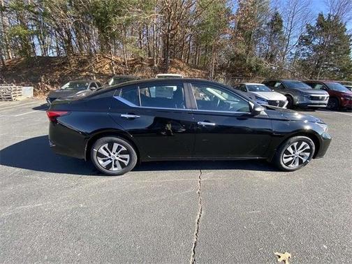 2025 Nissan Altima S