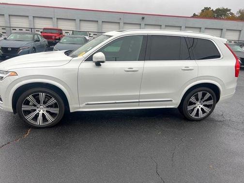 2023 Volvo XC90 B6 Ultimate 7-Seater