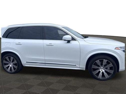 2023 Volvo XC90 B6 Ultimate 7-Seater