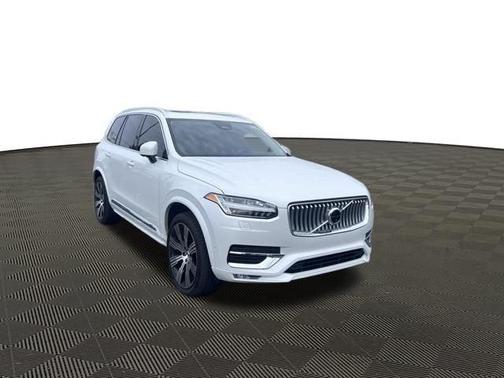 2023 Volvo XC90 B6 Ultimate 7-Seater
