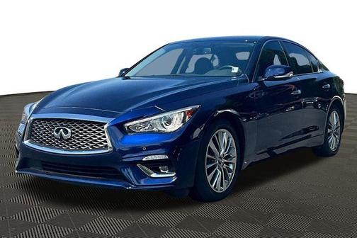 2023 INFINITI Q50 LUXE