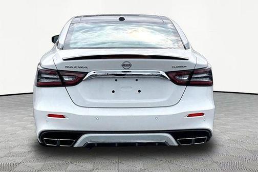 2023 Nissan Maxima Platinum