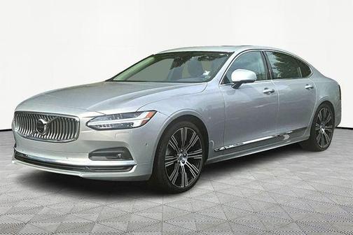 2023 Volvo S90 B6 Plus