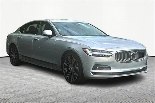 2023 Volvo S90 B6 Plus
