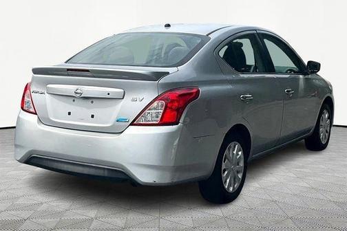 2016 Nissan Versa 1.6 SV