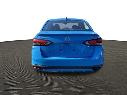 2025 Nissan Versa 1.6 SR