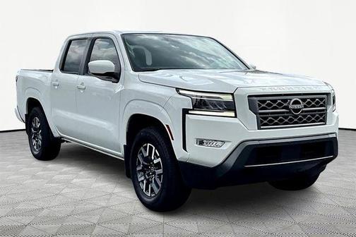 2024 Nissan Frontier SL