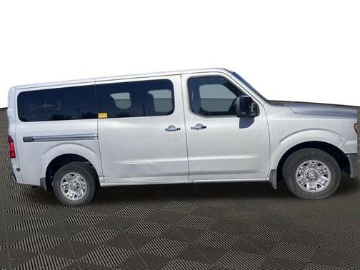 2016 Nissan NV Passenger NV3500 HD SL V8