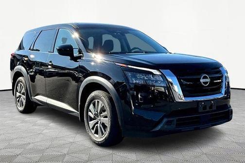 2024 Nissan Pathfinder S
