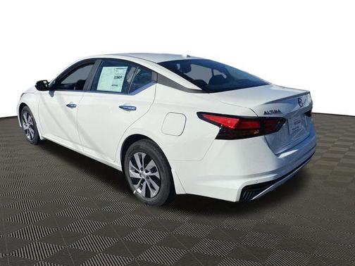 2025 Nissan Altima S