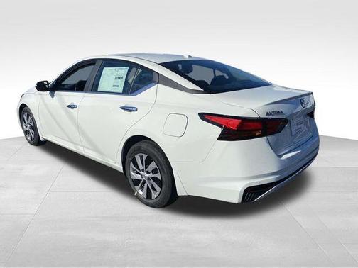 2025 Nissan Altima S