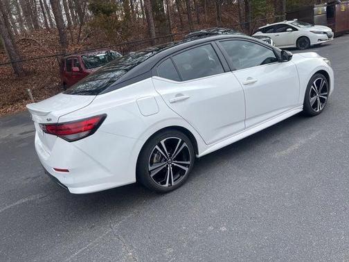 2022 Nissan Sentra SR