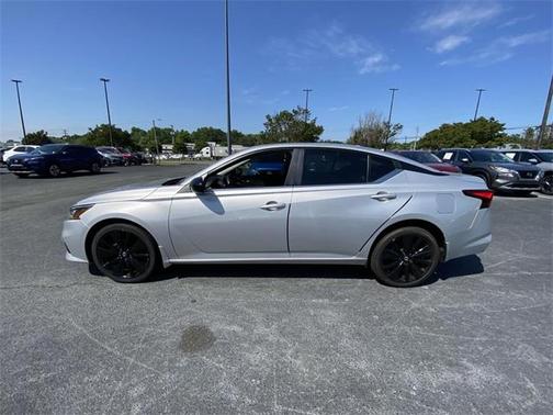 2020 Nissan Altima 2.5 SR