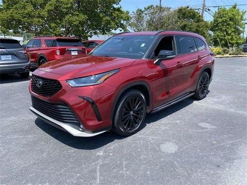 2023 Toyota Highlander L