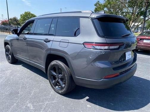 2021 Jeep Grand Cherokee L Laredo
