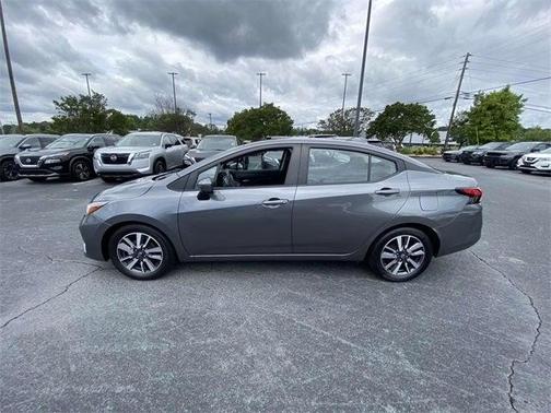 2023 Nissan Versa 1.6 SV
