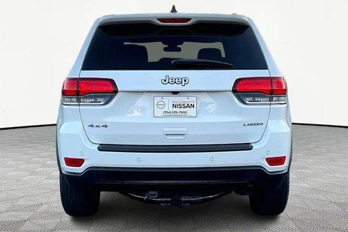 2020 Jeep Grand Cherokee Laredo