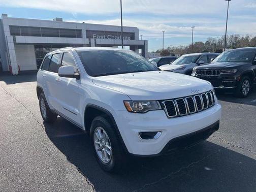 2020 Jeep Grand Cherokee Laredo