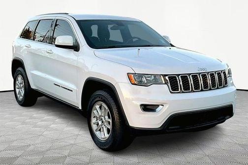 2020 Jeep Grand Cherokee Laredo