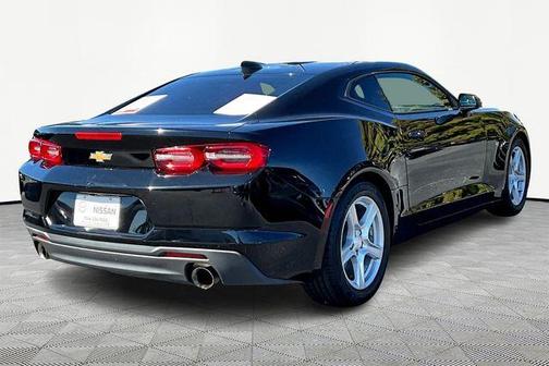 2022 Chevrolet Camaro 1LT