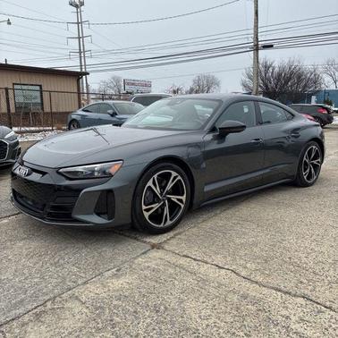 2022 Audi e-tron GT Prestige