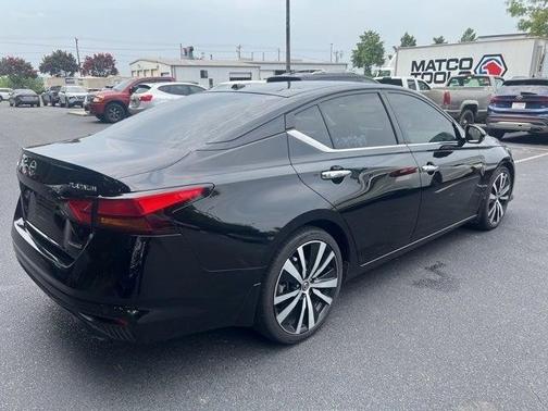 2020 Nissan Altima 2.0 Platinum