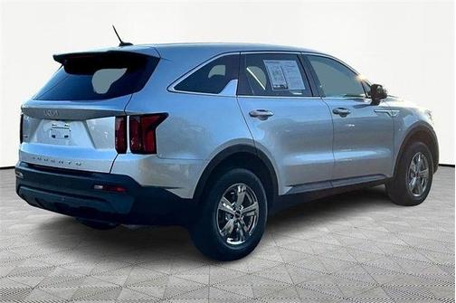 2022 Kia Sorento LX