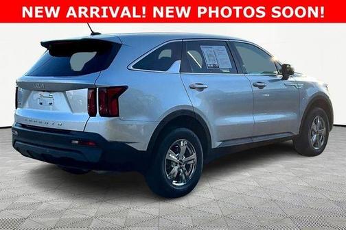 2022 Kia Sorento LX