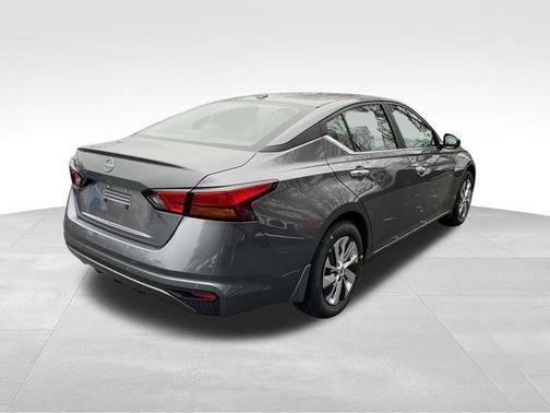 2025 Nissan Altima S