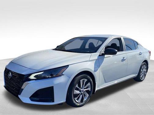 2025 Nissan Altima S