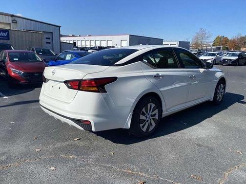 2025 Nissan Altima S