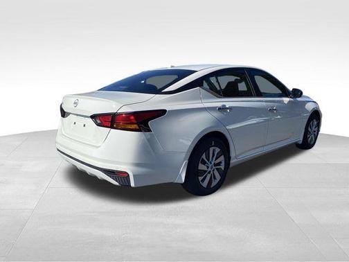2025 Nissan Altima S