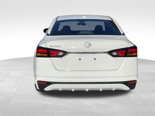 2025 Nissan Altima S