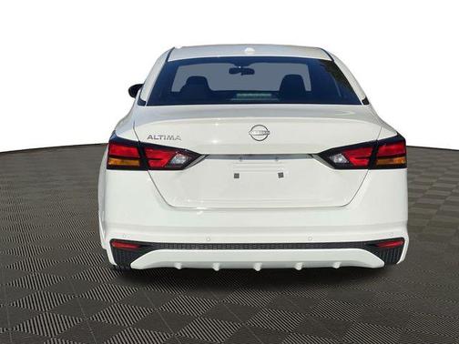 2025 Nissan Altima S
