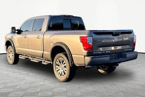 2021 Nissan Titan XD SV