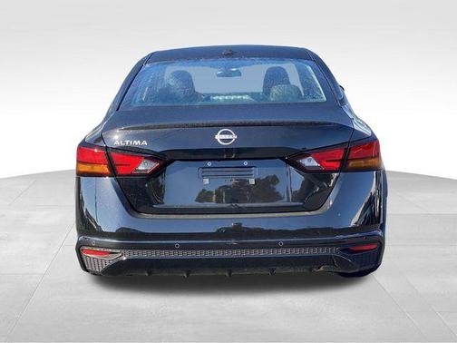 2025 Nissan Altima S