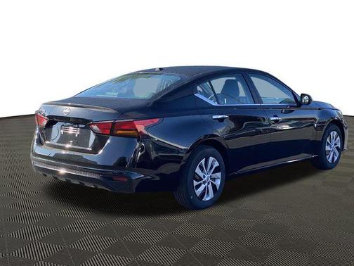2025 Nissan Altima S