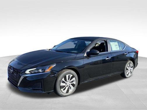 2025 Nissan Altima S