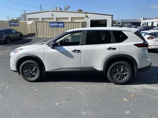 2025 Nissan Rogue S