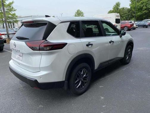 2025 Nissan Rogue S