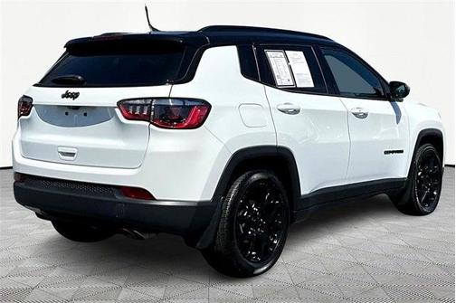 2022 Jeep Compass Altitude