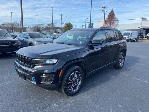 2023 Jeep Grand Cherokee 4xe Trailhawk